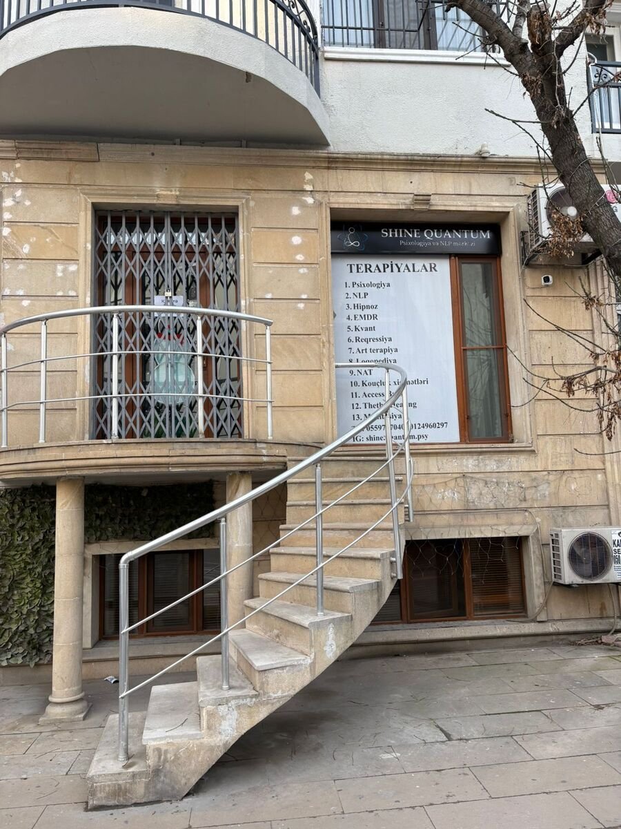 120 m<sup>2</sup> ofis icarəyə verilir, 28 May m.-1