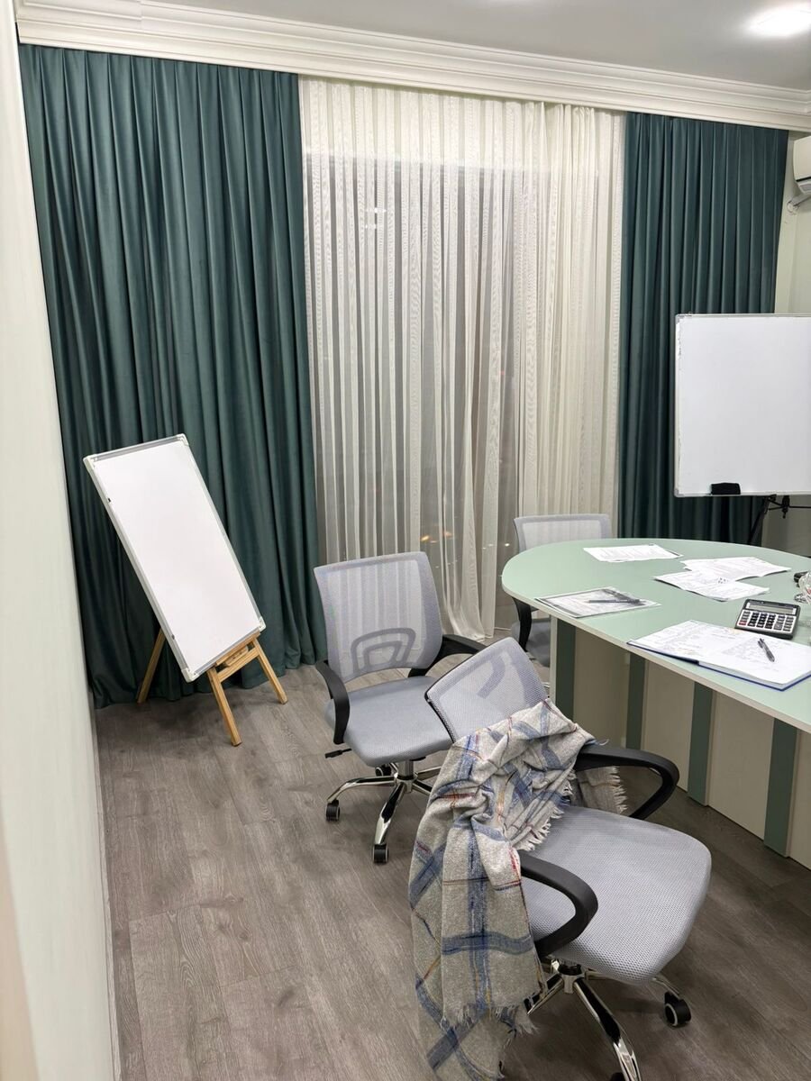 120 m<sup>2</sup> ofis icarəyə verilir, 28 May m.-5