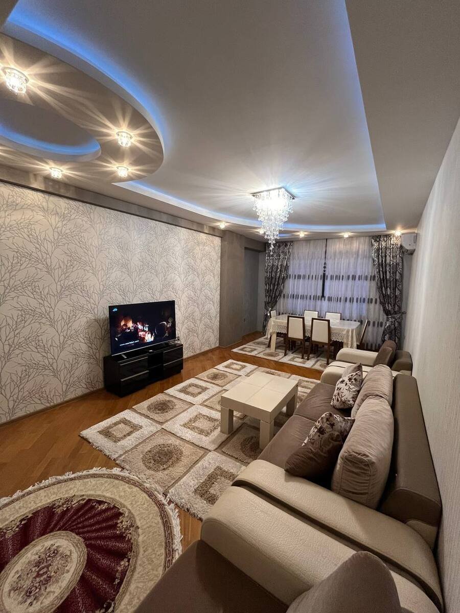 Kirayə verilir 4 otaqlı yeni tikili, 150 m², Xətai m.-1