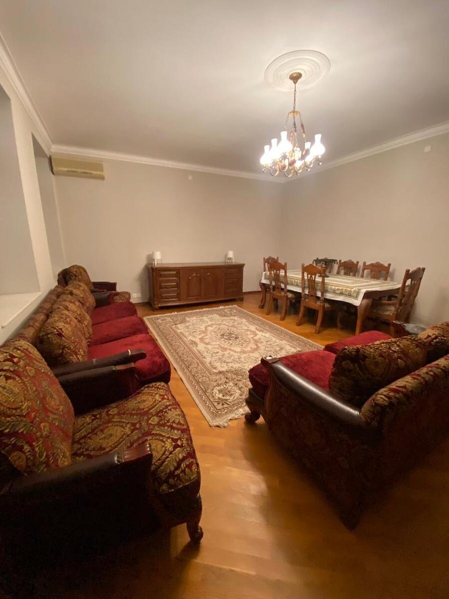 Kirayə verilir 3 otaqlı köhnə tikili, 100 m², Bayıl-2