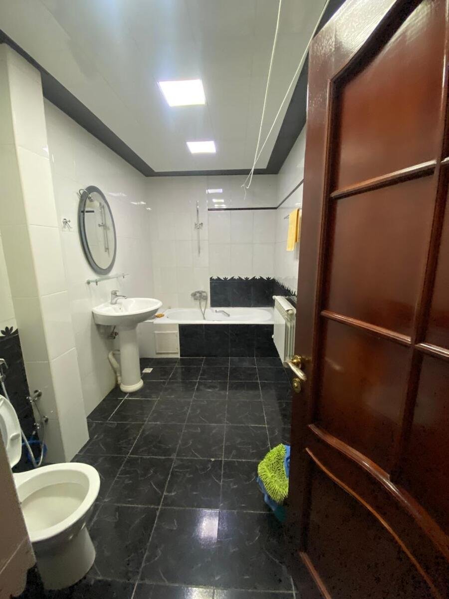 Kirayə verilir 3 otaqlı köhnə tikili, 100 m², Bayıl-7