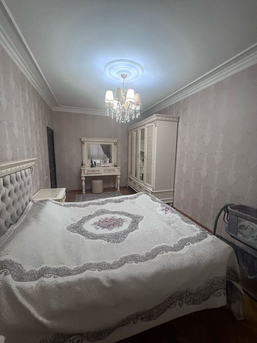 Satılır 4 otaqlı yeni tikili, 100 m², Azadlıq Prospekti m.-8