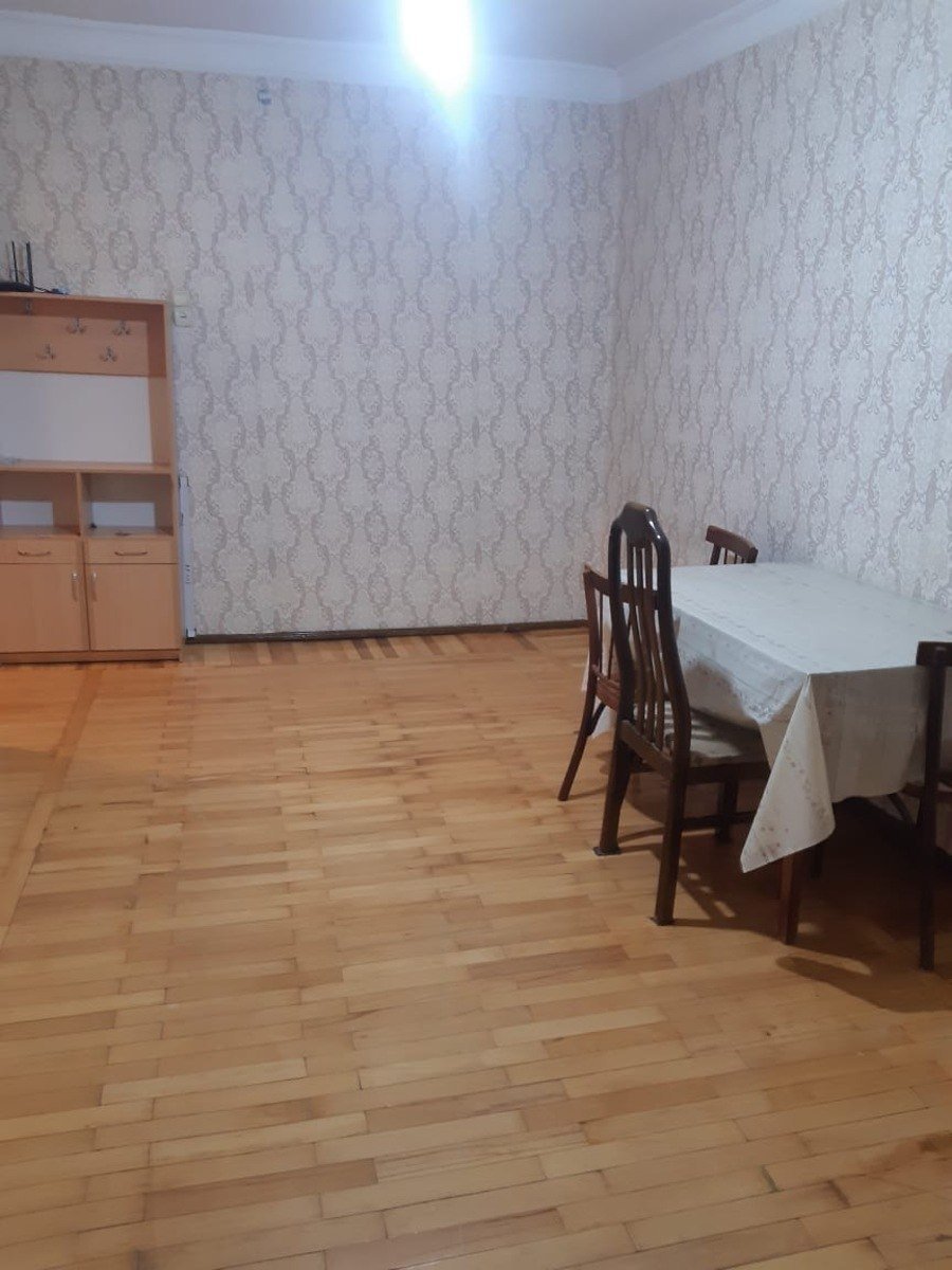 Kirayə verilir 2 otaqlı köhnə tikili, 65 m², Neftçilər m.-6