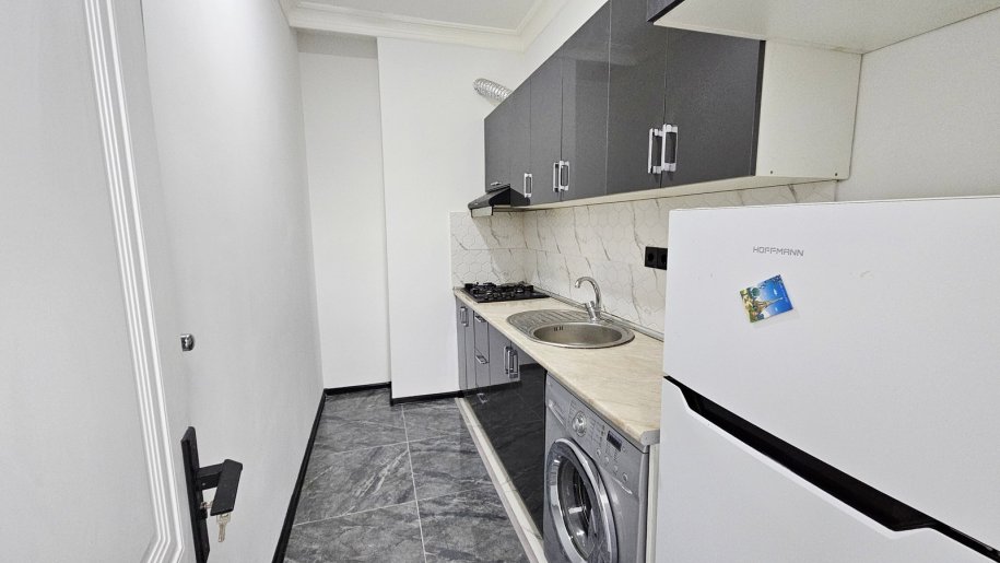 Satılır 3 otaqlı yeni tikili, 75 m², Qara Qarayev m.-9