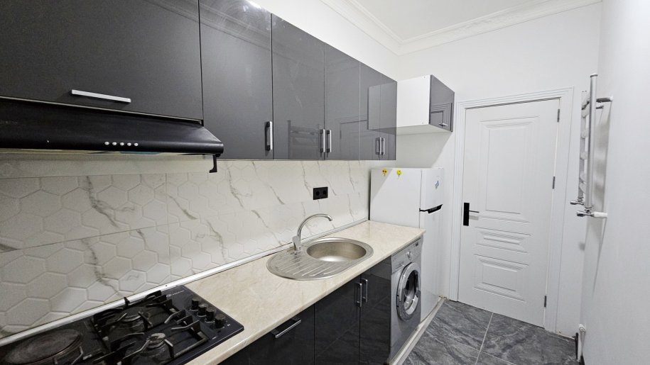 Satılır 3 otaqlı yeni tikili, 75 m², Qara Qarayev m.-10