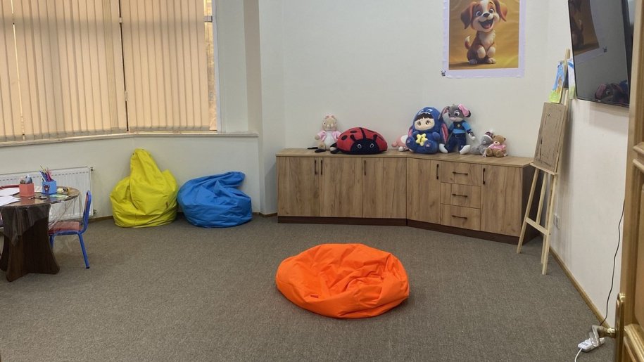 130 m<sup>2</sup> ofis icarəyə verilir, Elmlər Akademiyası m.-2