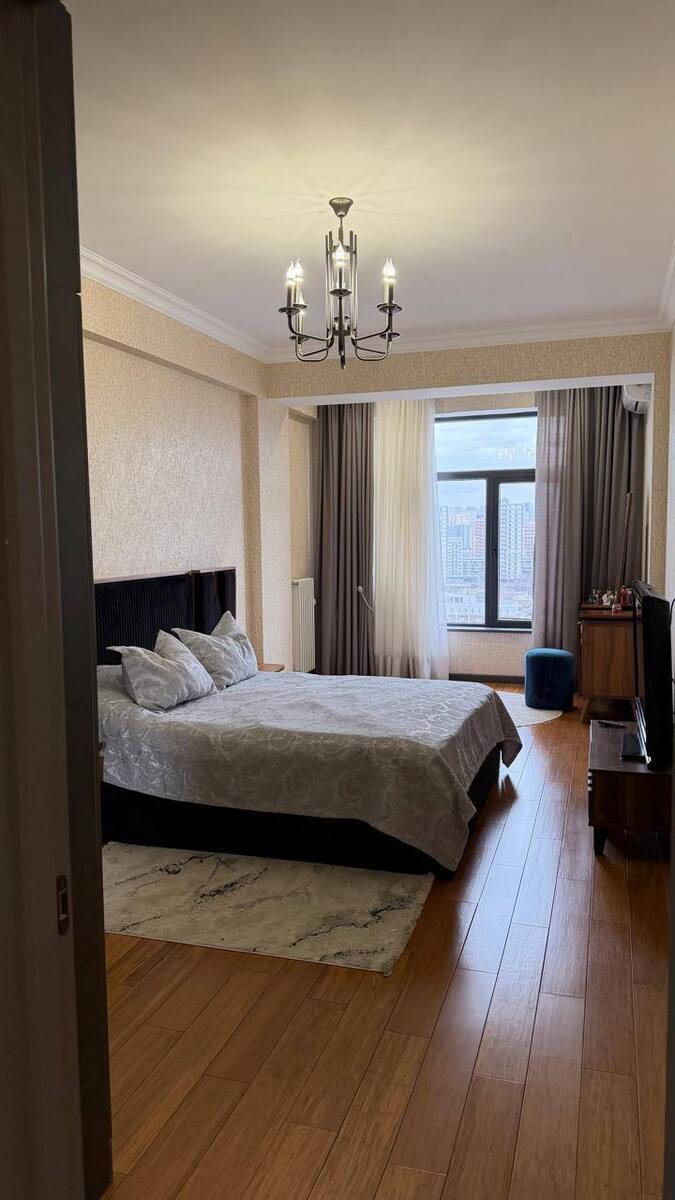 Kirayə verilir 3 otaqlı yeni tikili, 127 m², Xətai m.-10