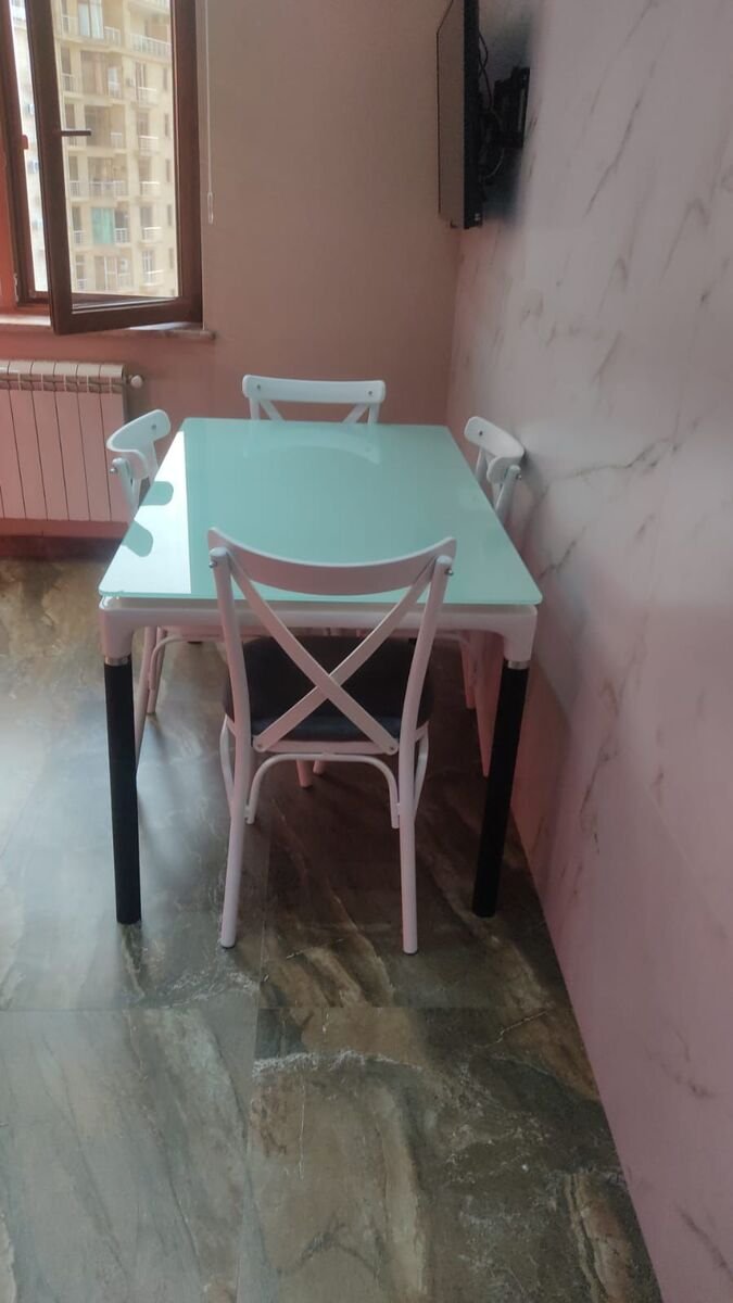 Satılır 4 otaqlı yeni tikili, 172 m², 28 May m.-6