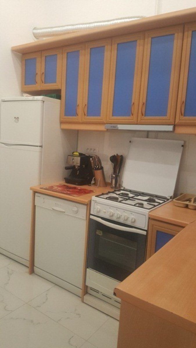 Kirayə verilir 2 otaqlı köhnə tikili, 85 m², Sahil m.-19