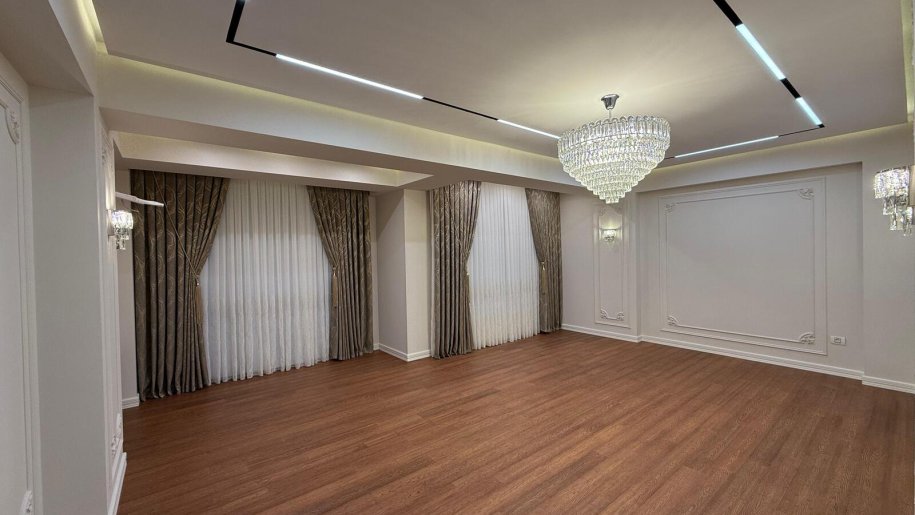 Satılır 4 otaqlı yeni tikili, 189 m², Xətai m.-9