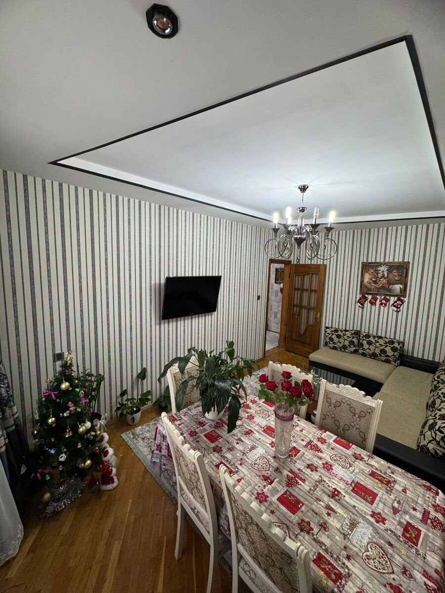 Satılır 2 otaqlı köhnə tikili, 65 m², Həzi Aslanov m.-2