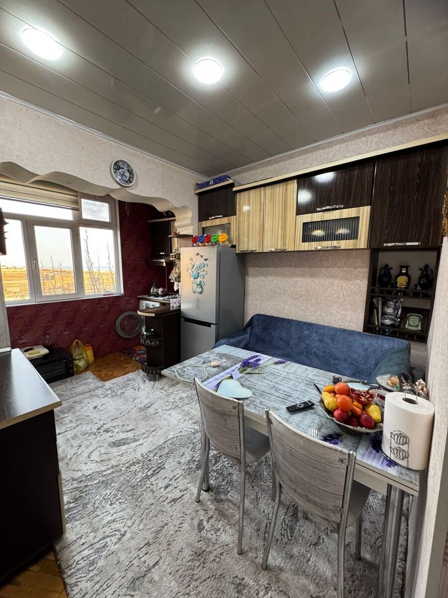 Satılır 2 otaqlı köhnə tikili, 65 m², Həzi Aslanov m.-6