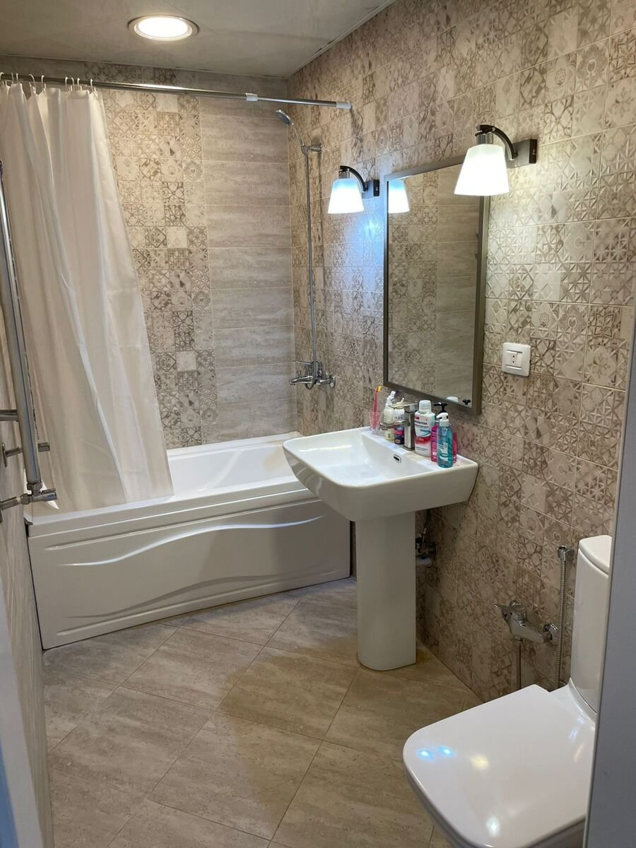 Satılır 2 otaqlı köhnə tikili, 68 m², İçərişəhər m.-7