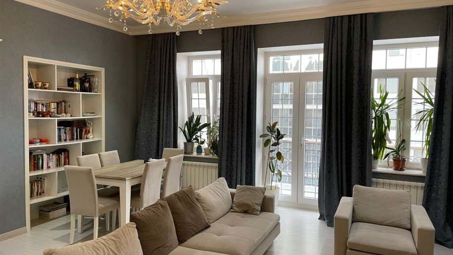 Satılır 2 otaqlı köhnə tikili, 68 m², İçərişəhər m.-11