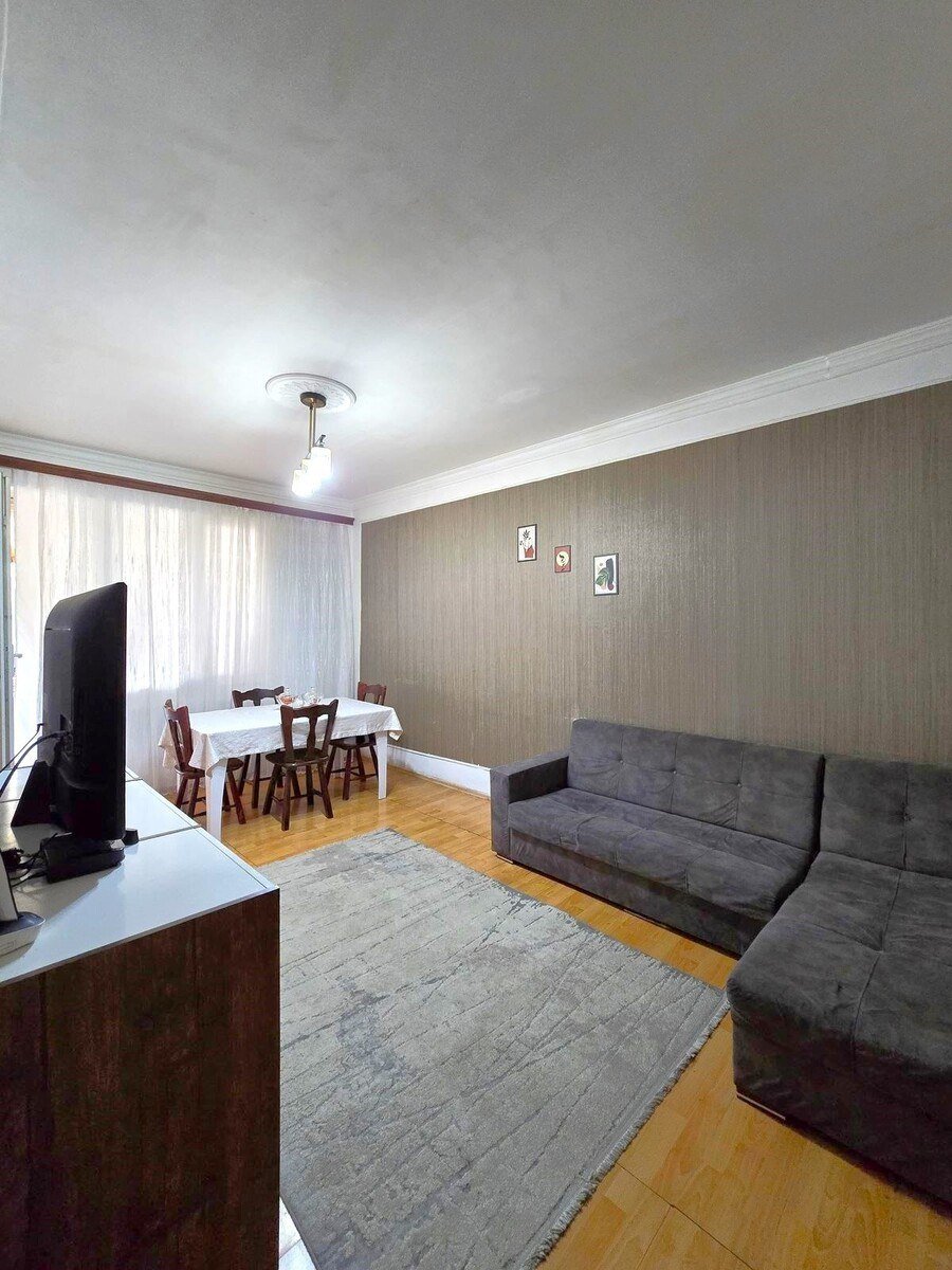 Satılır 3 otaqlı köhnə tikili, 80 m², Memar Əcəmi m.-3
