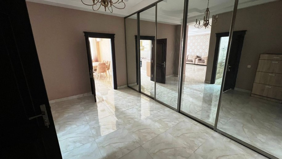 Kirayə verilir 3 otaqlı yeni tikili, 150 m², Koroğlu m.-11