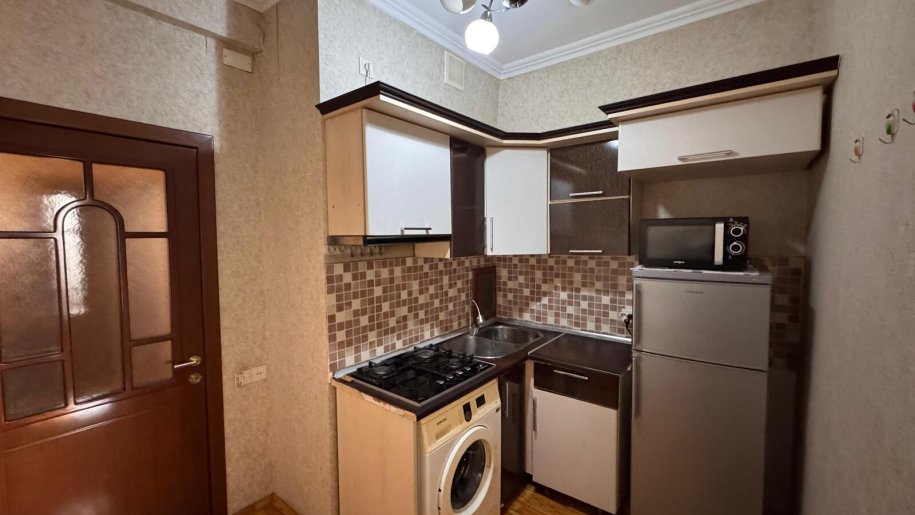 Satılır 2 otaqlı yeni tikili, 70 m², Qara Qarayev m.-5