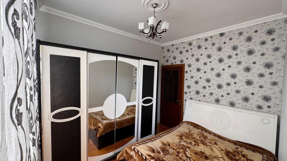 Satılır 2 otaqlı yeni tikili, 70 m², Qara Qarayev m.-6