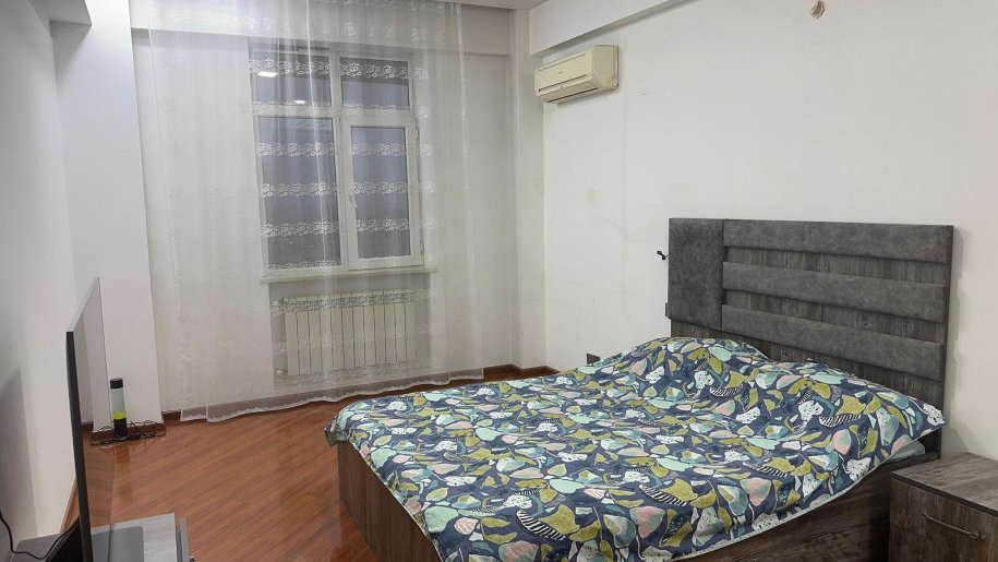 Kirayə verilir 3 otaqlı yeni tikili, 110 m², 20 Yanvar m.-12