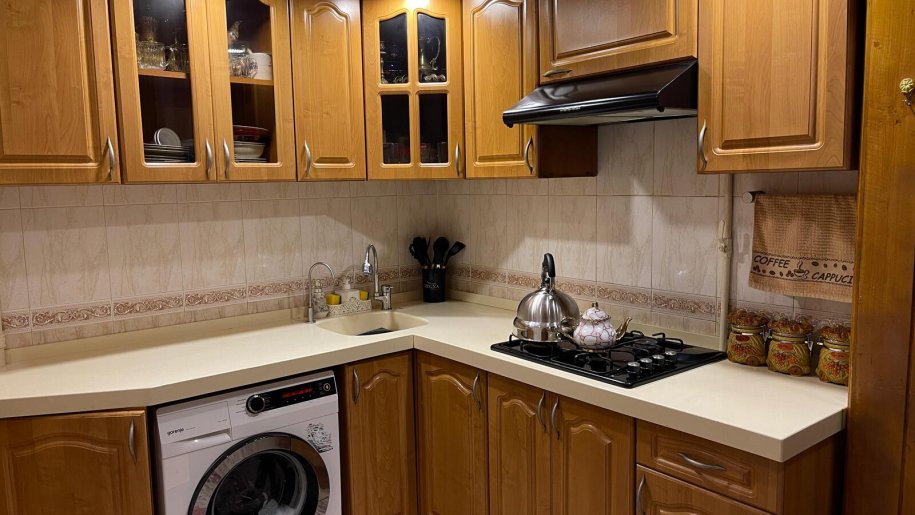 Satılır 5 otaqlı köhnə tikili, 120 m², Qara Qarayev m.-2