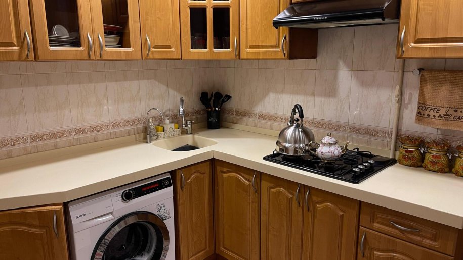 Satılır 5 otaqlı köhnə tikili, 120 m², Qara Qarayev m.-3