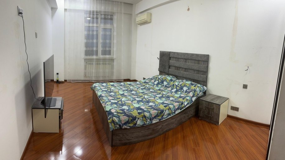 Kirayə verilir 3 otaqlı yeni tikili, 110 m², 20 Yanvar m.-10