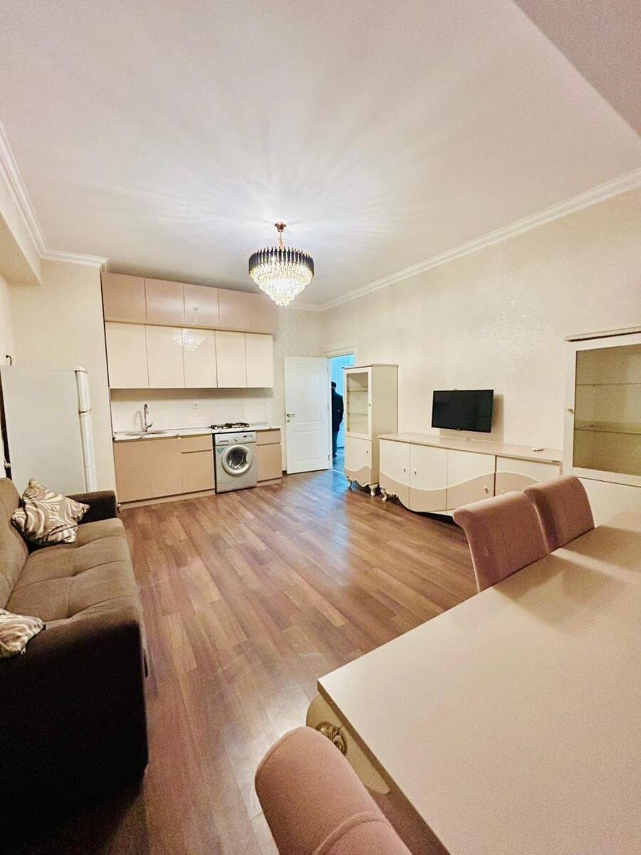 Satılır 3 otaqlı yeni tikili, 70 m², 20 Yanvar m.-4