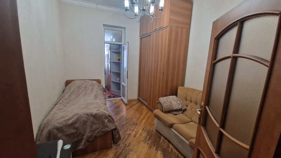 Kirayə verilir 3 otaqlı yeni tikili, 79 m², 28 May m.-5