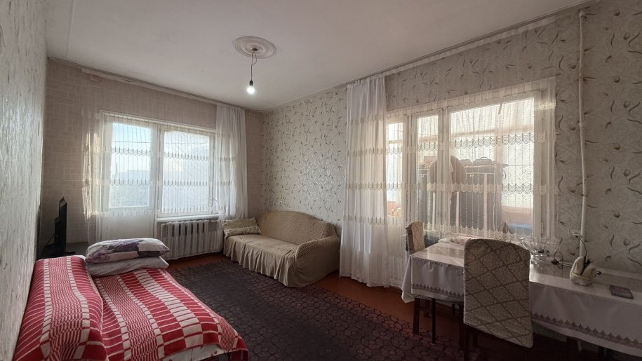 Satılır 2 otaqlı köhnə tikili, 60 m², Əhmədli m.-2