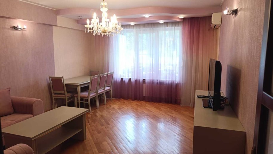 Kirayə verilir 2 otaqlı yeni tikili, 80 m², Nizami m.-1