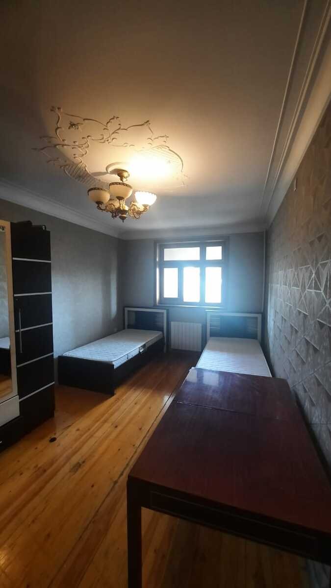 Kirayə verilir 3 otaqlı köhnə tikili, 85 m², Azadlıq Prospekti m.-6