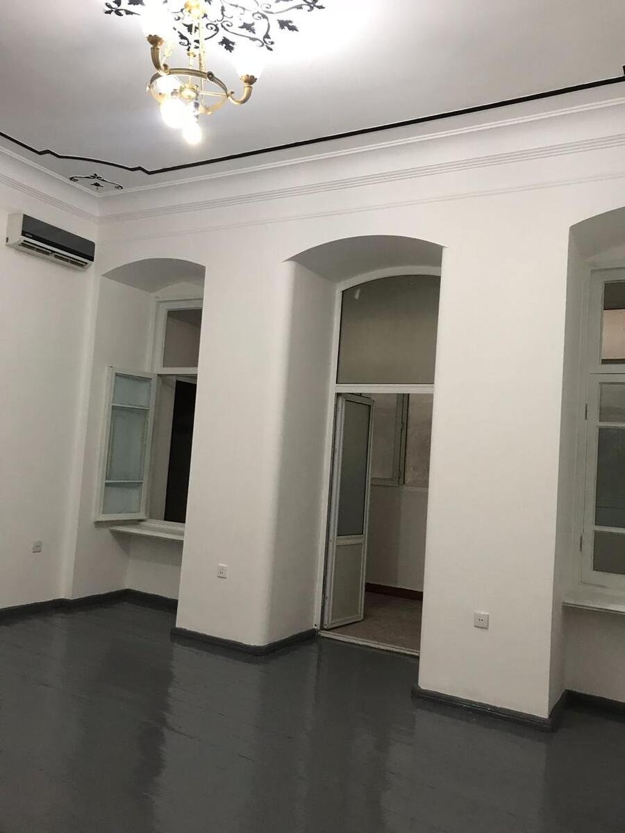Kirayə verilir 4 otaqlı köhnə tikili, 125 m², Sahil m.-6