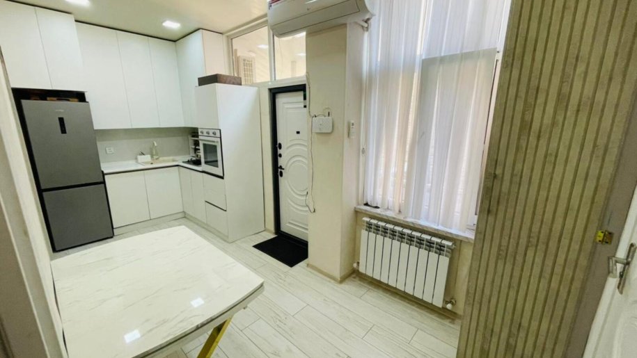 Satılır 2 otaqlı köhnə tikili, 55 m², Sahil m.-7
