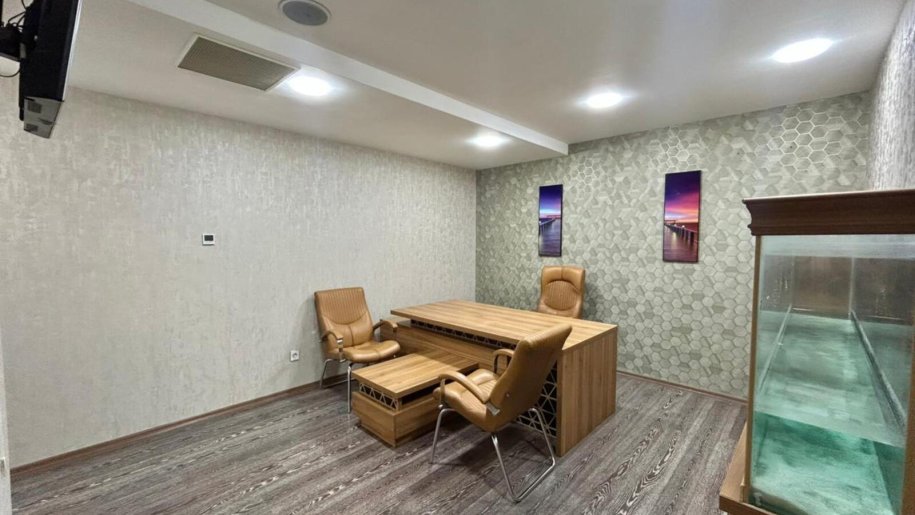 160 m<sup>2</sup> ofis icarəyə verilir, Xətai m.-6