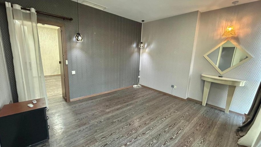 160 m<sup>2</sup> ofis icarəyə verilir, Xətai m.-13