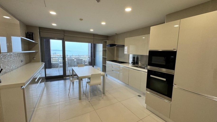 Kirayə verilir 4 otaqlı yeni tikili, 325 m², İçərişəhər m.-6