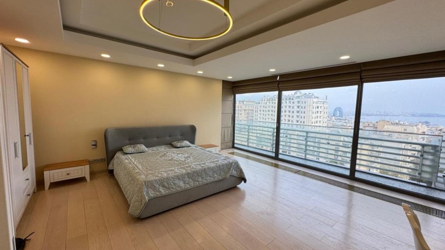 Kirayə verilir 4 otaqlı yeni tikili, 325 m², İçərişəhər m.-15
