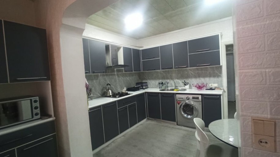 Satılır 3 otaqlı köhnə tikili, 74 m², Nəsimi m.-8