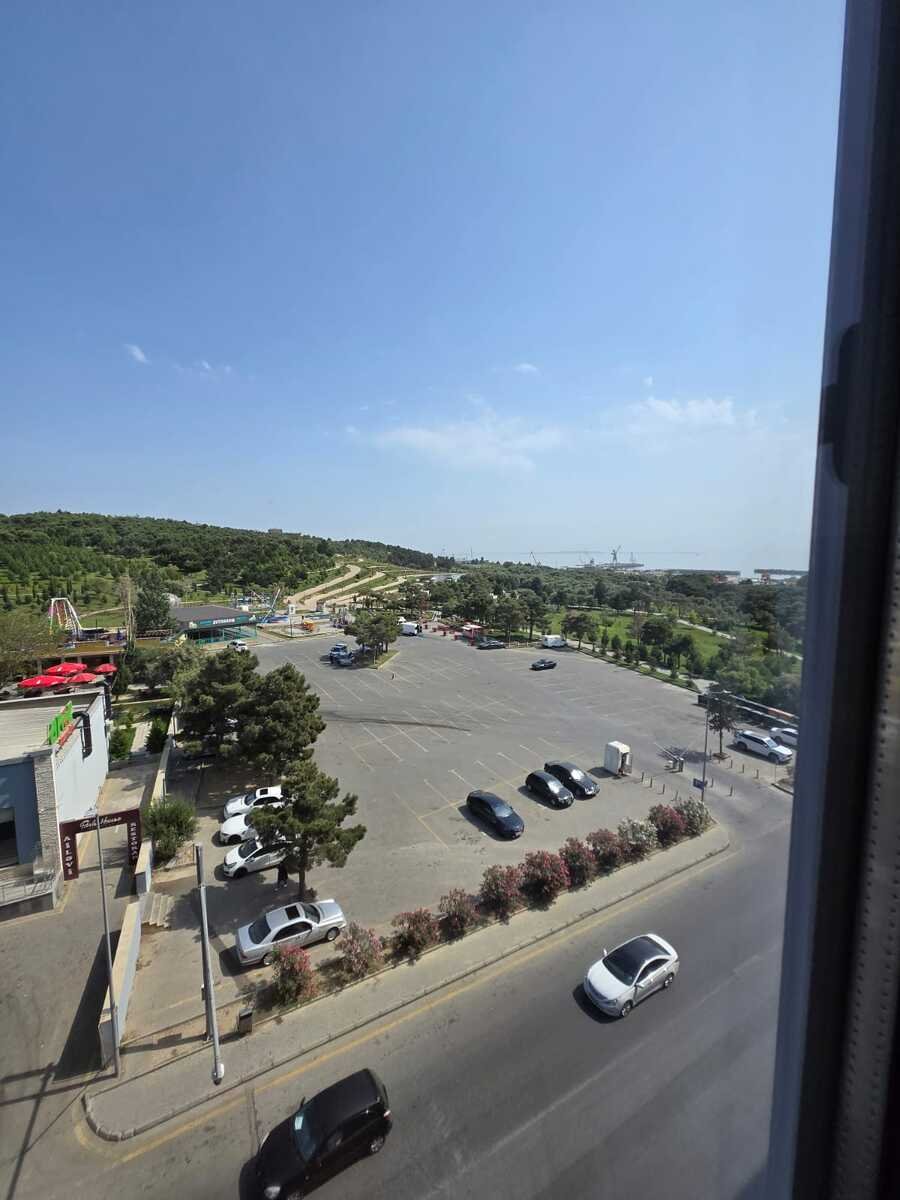 Satılır 4 otaqlı yeni tikili, 131 m², Həzi Aslanov m.-10