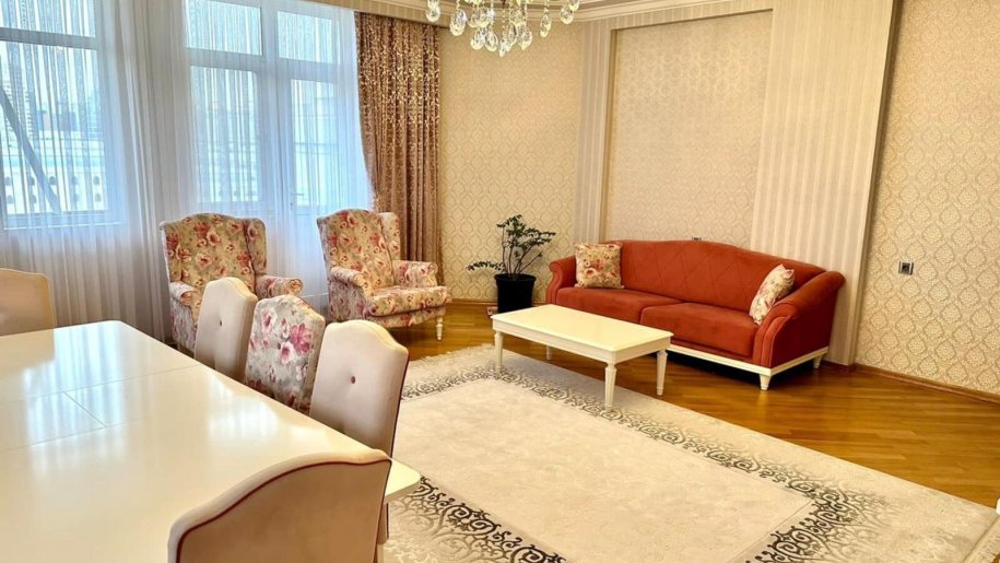 Kirayə verilir 3 otaqlı yeni tikili, 140 m², Sahil m.-2