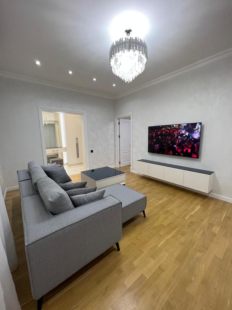 Kirayə verilir 3 otaqlı köhnə tikili, 95 m², Sahil m.-2