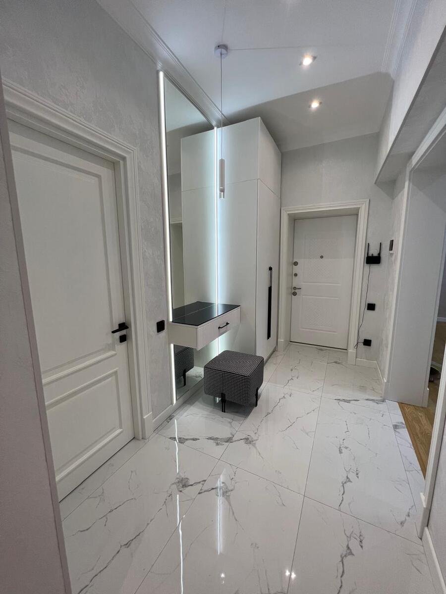 Kirayə verilir 3 otaqlı köhnə tikili, 95 m², Sahil m.-16