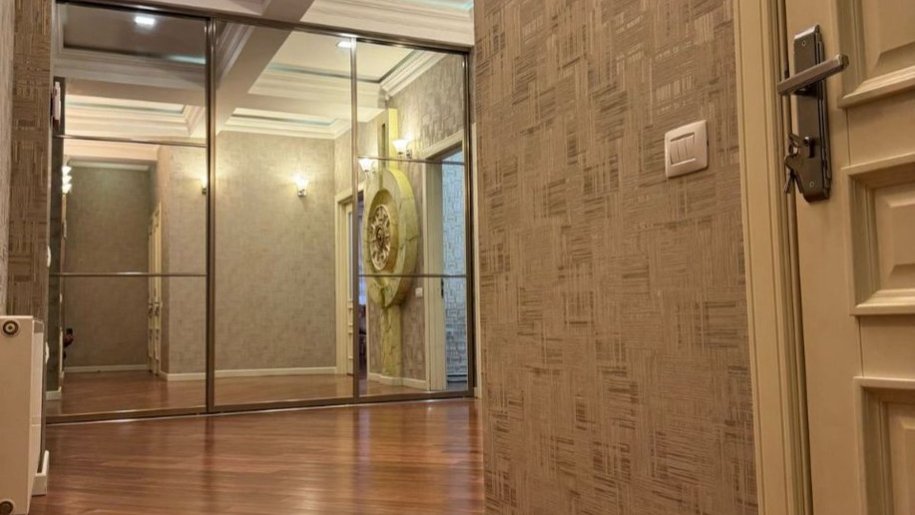 Kirayə verilir 4 otaqlı yeni tikili, 180 m², Nizami m.-4