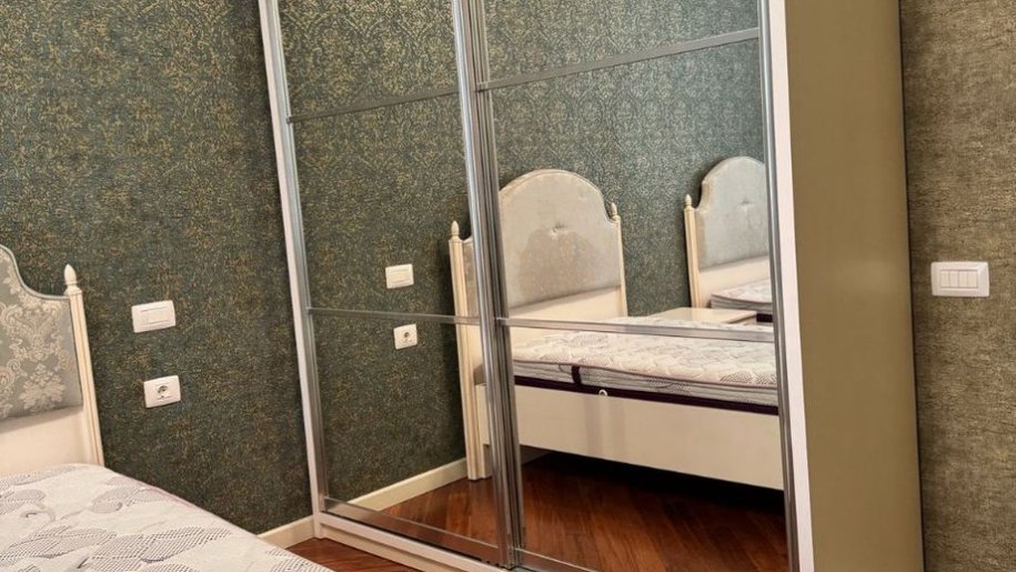 Kirayə verilir 4 otaqlı yeni tikili, 180 m², Nizami m.-13