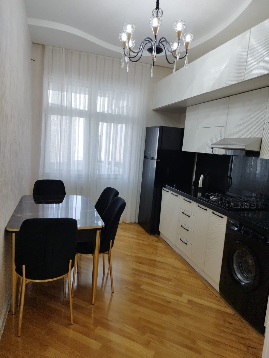 Kirayə verilir 3 otaqlı yeni tikili, 110 m², 20 Yanvar m.-3