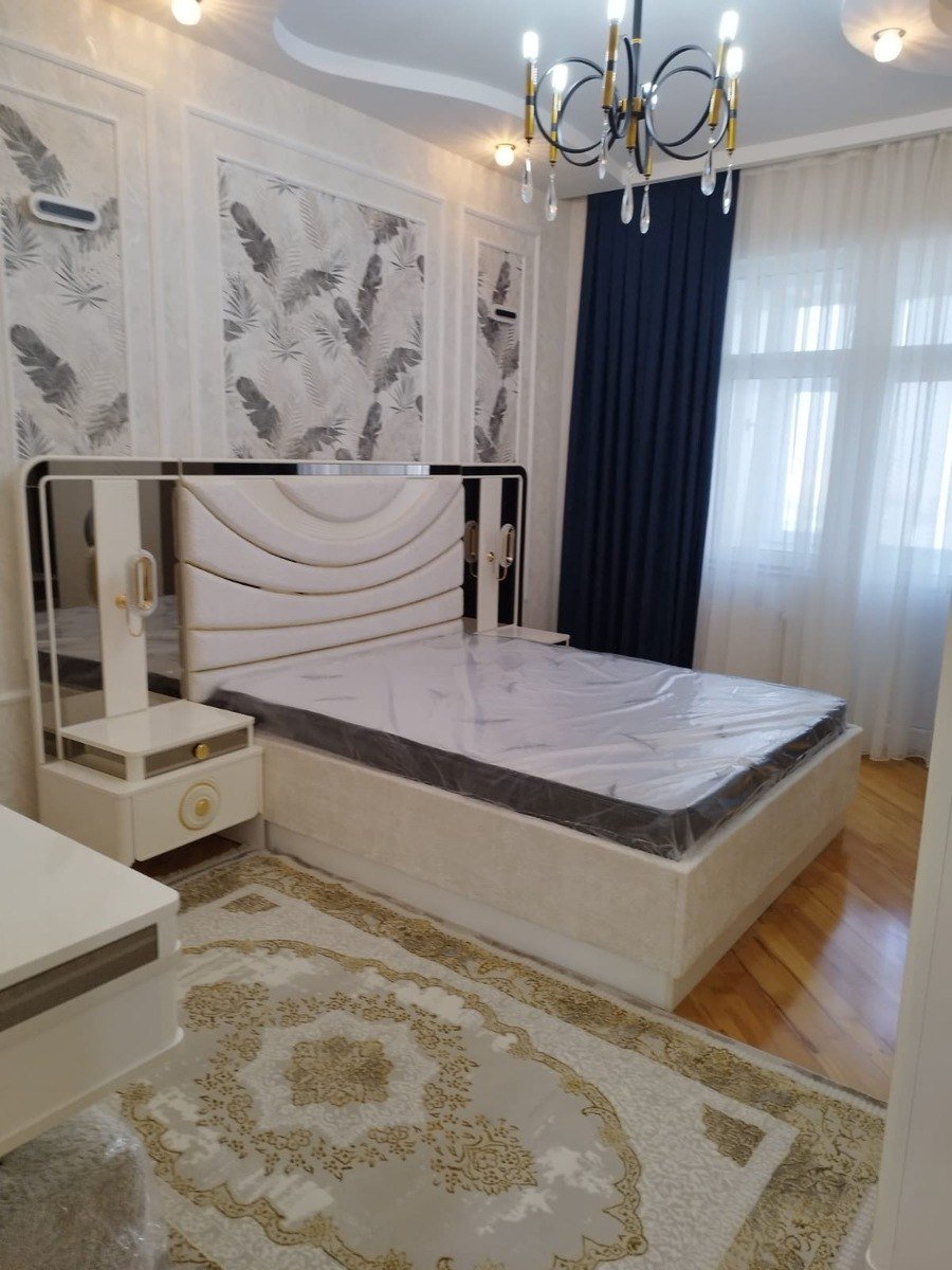 Kirayə verilir 3 otaqlı yeni tikili, 110 m², 20 Yanvar m.-5