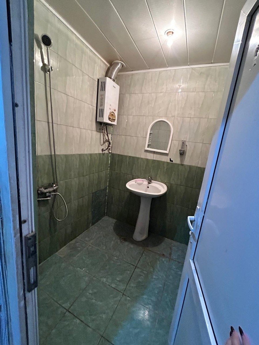 Kirayə verilir 2 otaqlı köhnə tikili, 55 m², Memar Əcəmi m.-4