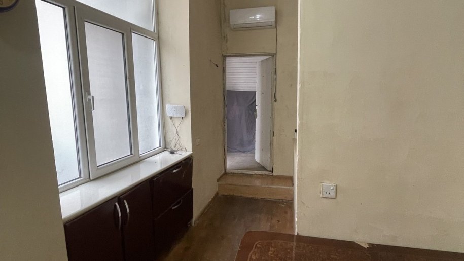 Satılır 2 otaqlı köhnə tikili, 42 m², Sahil m.-8