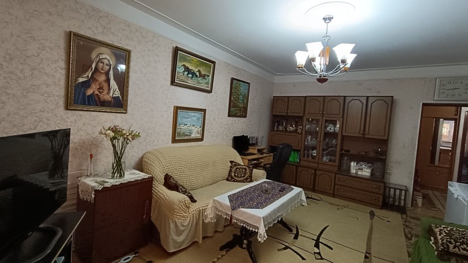 Satılır 4 otaqlı köhnə tikili, 90 m², Qara Qarayev m.-2
