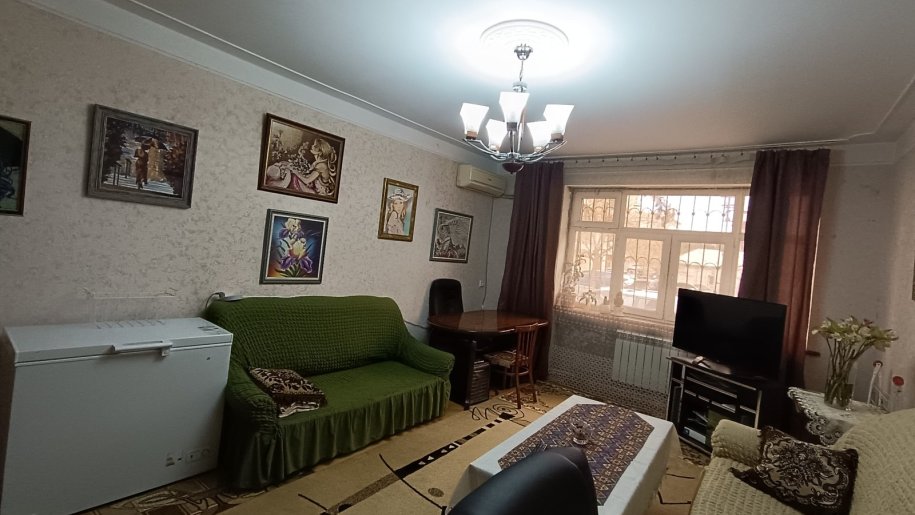 Satılır 4 otaqlı köhnə tikili, 90 m², Qara Qarayev m.-3